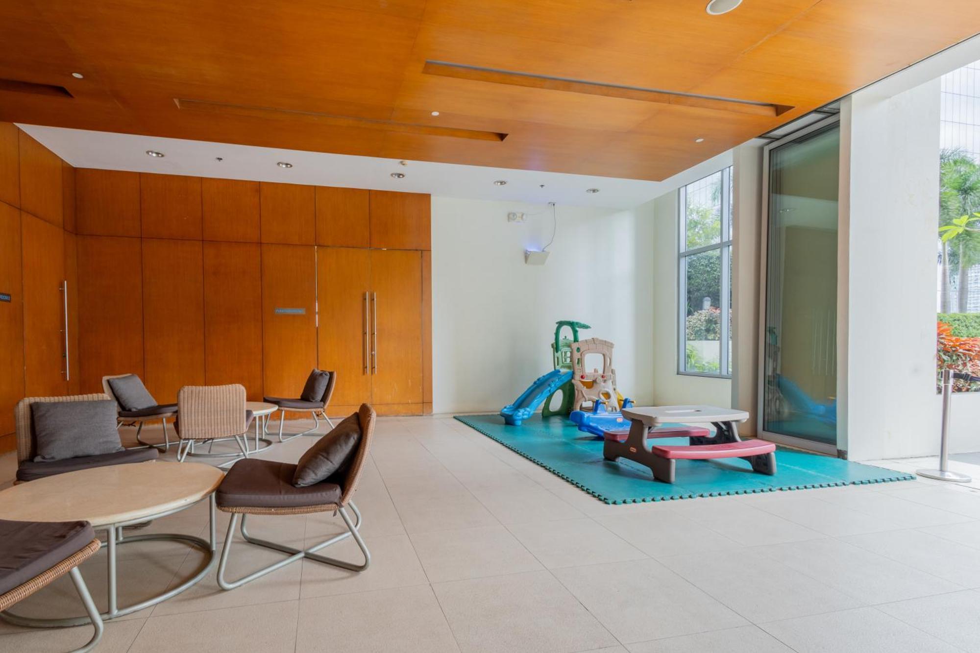 Apartamento New 2Br Of 86Sqm With Parking & Netflix In Bgc Manila Exterior foto